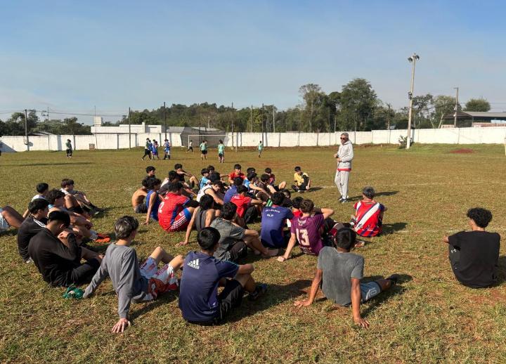 Cinco jóvenes futbolistas de Eldorado, Victoria y Mado-Delicia fueron seleccionados para probarse en Independiente 3